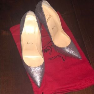 GORGEOUS SPARKLY LOUBOUTIN HEELS SIZE 40